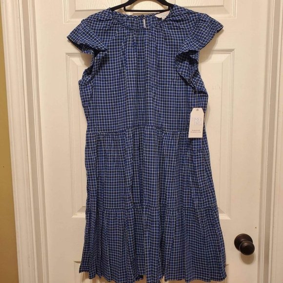 NWT Time and Tru Women's Tiered Plus Dress with Flutter Sleeves, Size XL - Picture 3 of 11